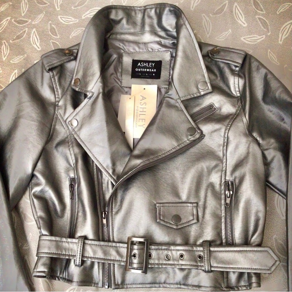 NWOT Ashley Outwear Faux Leather Metal Steel Jacket, Size L